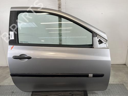 Used Right front door RENAULT CLIO III (BR0/1, CR0/1) 1.5 dCi (75 hp) 30200736