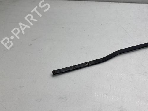 front-windshield-wiper-arm-peugeot-expert-van-v_-2016-25891956 main image