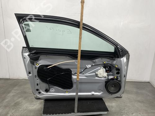 Used Left front door AUDI A3 (8P1) 1.6 TDI (105 hp) 21269378