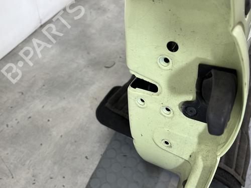 right-front-door-renault-twingo-ii-cn0_-2007-24605377 main image