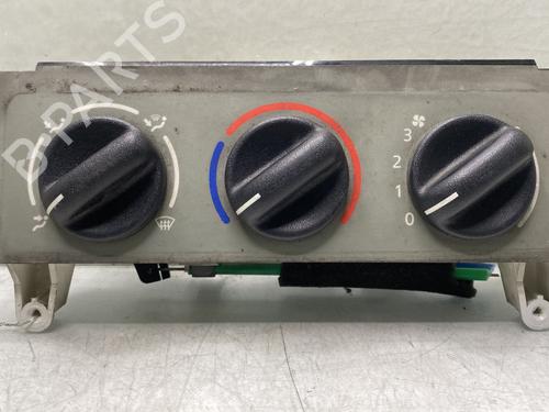 climate-control-renault-kangoo-express-fc01_-1997-32063182 main image