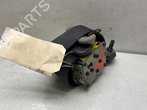 Højre fortil seleforstrammer Højre fortil seleforstrammer TOYOTA YARIS (_P9_) 1.4 D-4D (NLP90_, NLP90R) (90 hp) 33742794 33742794