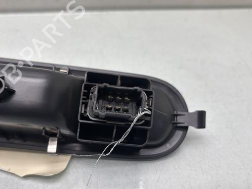 Right front window switch RENAULT CLIO III (BR0/1, CR0/1) 1.2 16V (BR02, BR0J, BR11, CR02, CR0J, CR11) | BP33314316I26 - Image 3