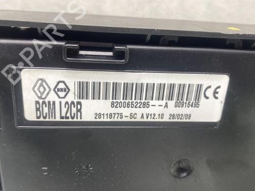 Used Fuse box RENAULT CLIO III (BR0/1, CR0/1) 1.5 dCi (C/BR0G, C/BR1G) (68 hp) 19966386