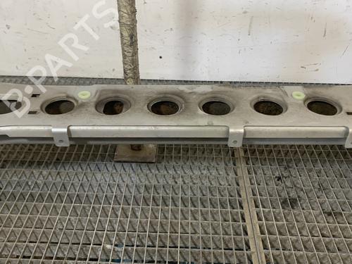 front-bumper-reinforcement-ford-focus-iii-2010-2011-2012-2013-2014-2015-2016-2017-2018-2019-2020-33315200 main image