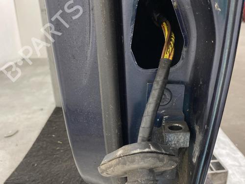 Left front door BMW 5 (E60) 525 i | BP30688506C2