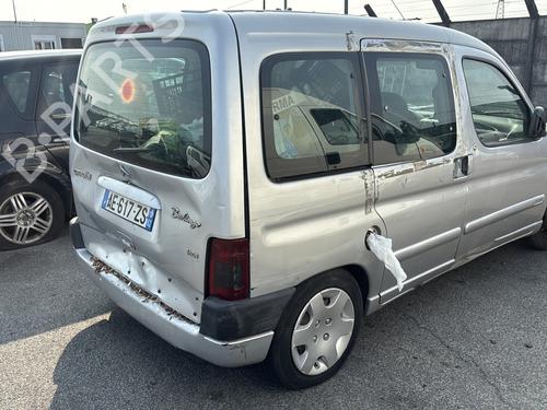 Grille CITROËN BERLINGO / BERLINGO FIRST Box Body/MPV (M_) 2.0 HDI 90 (MBRHY, MCRHY) | BP28496672C40 