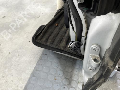 Left front door MERCEDES-BENZ E-CLASS (W211) E 220 CDI (211.006) | BP30104424C2