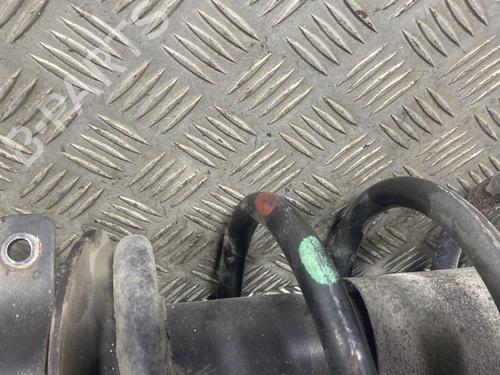 Used Left front shock absorber Left front shock absorber RENAULT TRAFIC II Van (FL) 1.9 dCi 100 (FL0C, FL0K, FL0B) (101 hp) 22448479 22448479