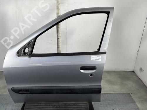 Used Left front door CITROËN XSARA (N1) 1.6 16V (109 hp) 28045365