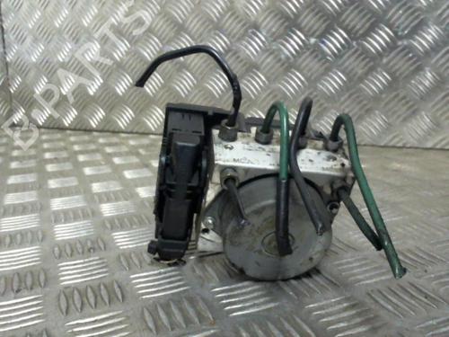 Used ABS pump RENAULT SCÉNIC II (JM0/1_) [2003-2010]  20032825