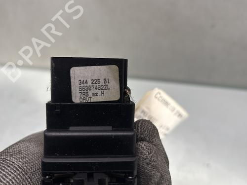 Used Switch Switch PEUGEOT 206 Hatchback (2A/C) 1.4 i (75 hp) 33314065 33314065