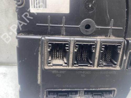 Used Fuse box Fuse box RENAULT MEGANE II (BM0/1_, CM0/1_) [2001-2012] 19990701 19990701