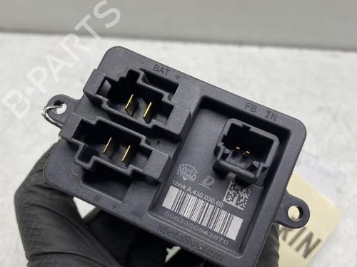 Used Heater resistor Heater resistor PEUGEOT EXPERT Van (V_) 2.0 BlueHDi 120 (122 hp) 26319064 26319064