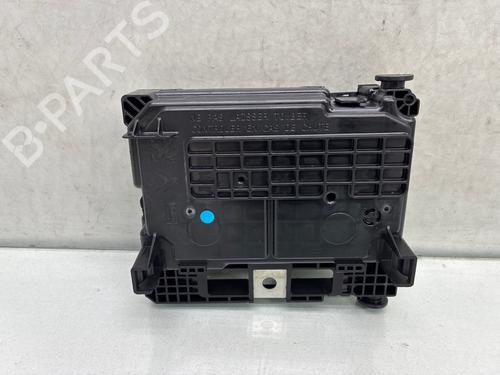 fuse-box-citroen-c3-picasso-sh_-2008-35955812 main image