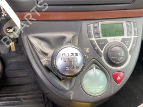 Left front window switch CITROËN C8 (EA_, EB_) 2.2 HDi | BP28281179I27 - Image 25