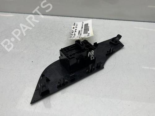 Used Right rear window switch Right rear window switch TOYOTA RAV 4 V (_A5_, _H5_) 2.5 Hybrid AWD (AXAH54) (178 hp) 19967737 19967737
