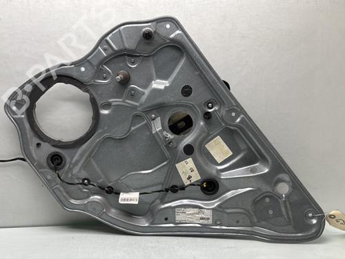 Rudehejsemekanisme Højre bagtil VW POLO IV (9N_, 9A_) 1.4 TDI (70 hp) 28496744