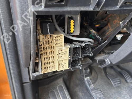 Brake master cylinder RENAULT MASTER III Van (FV) 2.3 dCi 135 FWD (FV0N, FV08, FV06, FV00, FV1S) | BP28680495M77  - Image 11