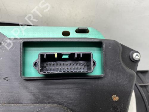 Used Instrument cluster Instrument cluster DACIA SANDERO 1.5 dCi (86 hp) 24960561 24960561