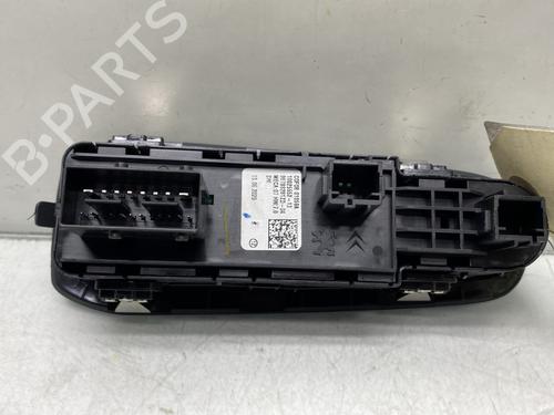 Left front window switch PEUGEOT 308 SW II (LC_, LJ_, LR_, LX_, L4_) 1.2 THP 110 | BP28279691I27 