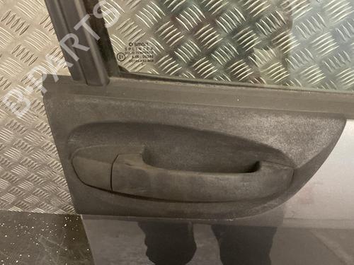 Used Right front door Right front door SMART FORFOUR (454) 1.5 CDI (454.001) (95 hp) 19999765 19999765