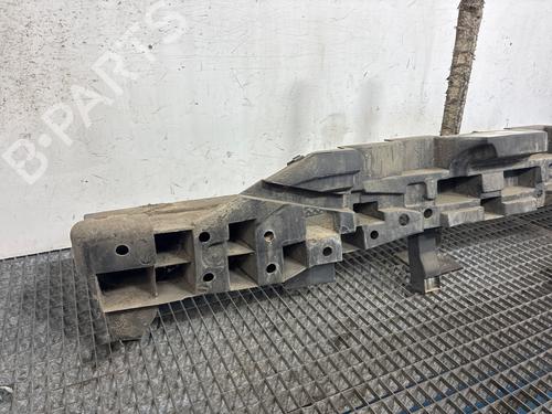 Used Rear bumper bracket Rear bumper bracket 39043551 39043551