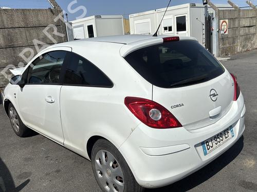 Third brake light OPEL CORSA D (S07) 1.3 CDTI (L08, L68) | BP31883264L11 