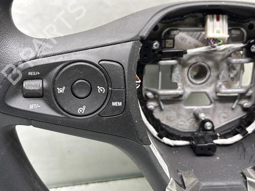 Used Steering wheel Steering wheel OPEL CORSA F (P2JO) 1.2 (68) (101 hp) 31379339 31379339