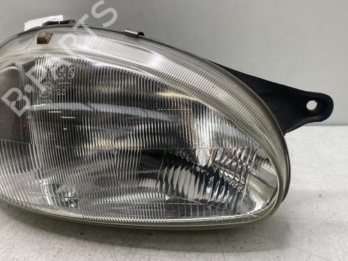 Used Right headlight OPEL CORSA B (S93) 1.2 i 16V (F08, F68, M68) (65 hp) 32984720