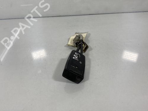 Engache cinturón Engache cinturón VOLVO 740 Kombi (745) 2.3 (131 hp) 20029387 20029387