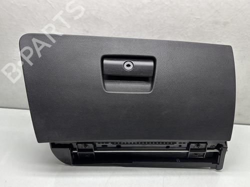 Used Glove box BMW 3 (E90) 318 d (143 hp) 28441529
