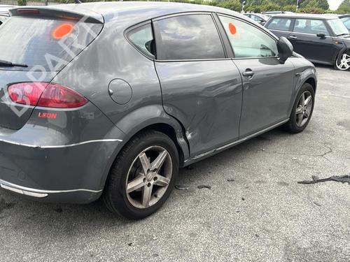 Left front window switch SEAT LEON (1P1) 1.9 TDI | BP19993871I27 