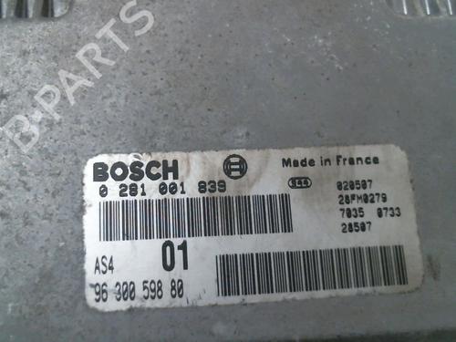 Used Engine control unit (ECU) PEUGEOT 106 I (1A, 1C) [1991-1996]  21196507