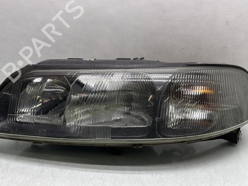 Phare gauche VOLVO V70 II (285) 2.4 D (131 hp) 31976495