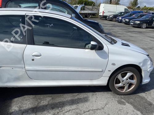 Fuse box PEUGEOT 206 Hatchback (2A/C) 2.0 HDI 90 | BP23903969E1 