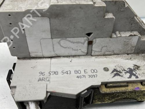 Venstre bak lås PEUGEOT 407 (6D_) 2.0 HDi 135 (6DRHRH, 6DRHRE, 6DRHRG, 6DRHRJ) | BP28625028C100