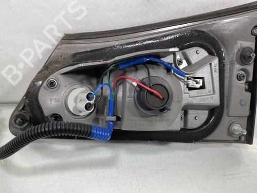 left-tailgate-light-lexus-is-ii-_e2_-2005-2006-2007-2008-2009-2010-2011-2012-2013-28097231 main image
