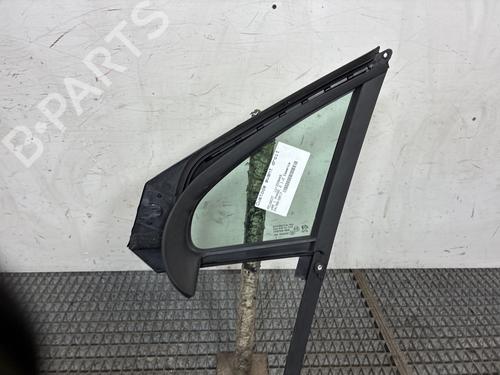 Højre foran trekantet rude Højre foran trekantet rude PEUGEOT 208 I (CA_, CC_) 1.2 THP 110 (110 hp) 36338780 36338780