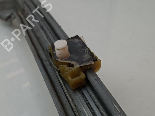 Elevador vidro frente esquerdo Elevador vidro frente esquerdo RENAULT LAGUNA III (BT0/1) 2.0 16V (BT05, BT0F, BT0W) (140 hp) 36549747 36549747