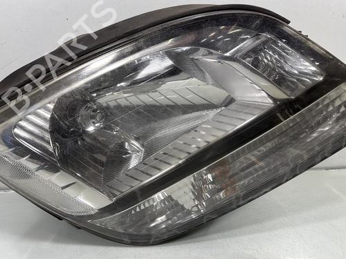 Used Right headlight Right headlight CHEVROLET ORLANDO (J309) 2.0 D (131 hp) 29706868 29706868