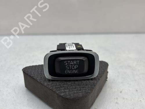 Used Switch VOLVO V40 Hatchback (525) D2 (114 hp) 32745505