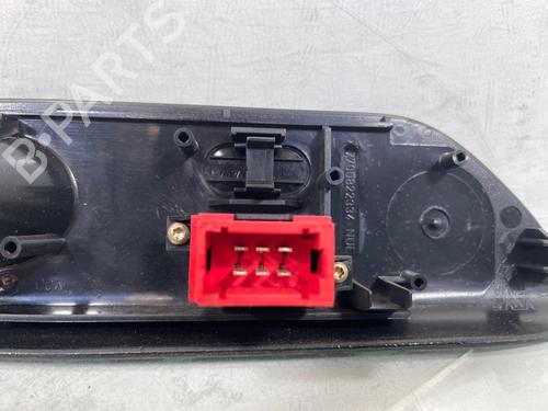 Used Right front window switch Right front window switch RENAULT LAGUNA I (B56_, 556_) 1.8 (B56Z) (94 hp) 34242627 34242627