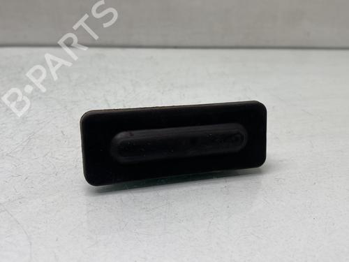 Used Switch Switch PEUGEOT 5008 II (MC_, MJ_, MR_, M4_) 1.5 BlueHDi 130 (MCYHZJ, MCYHZR, MCYHZX) (131 hp) 30125940 30125940