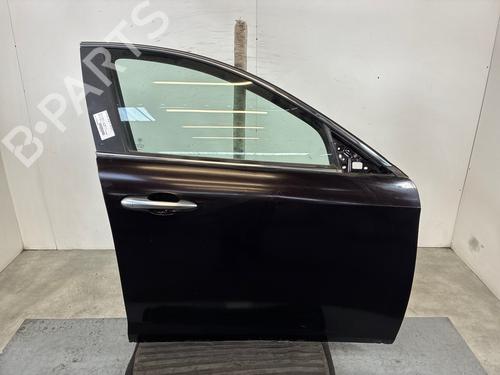 Used Right front door Right front door 38597731 38597731