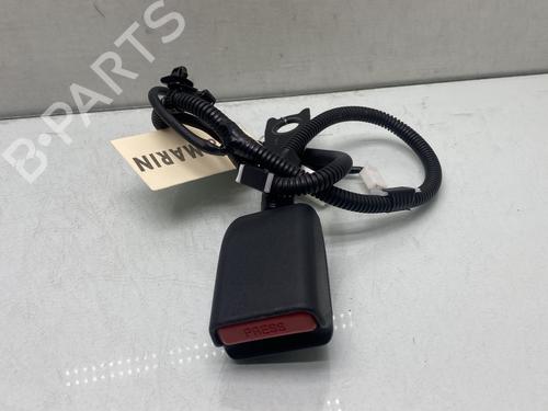 Used Seat buckle Seat buckle TOYOTA YARIS (_P13_) 1.5 Hybrid (NHP130_, NHP130) (101 hp) 28704820 28704820