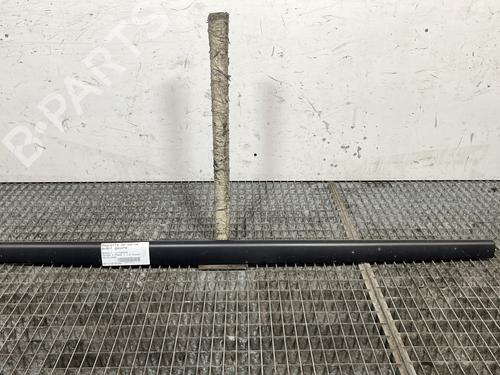 Used Door moulding trim RENAULT TWINGO II (CN0_) 1.5 dCi (CN0E) (64 hp) 32389343
