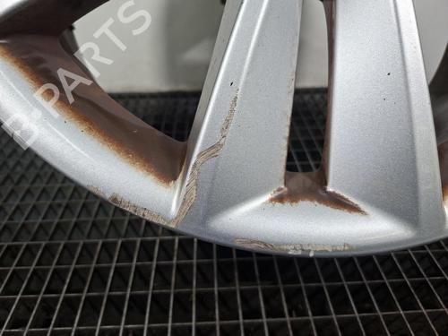 Used Rim Rim 38493232 38493232