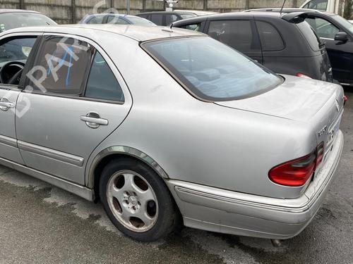 Left taillight MERCEDES-BENZ E-CLASS (W210) E 320 CDI (210.026) | BP19959951C34 