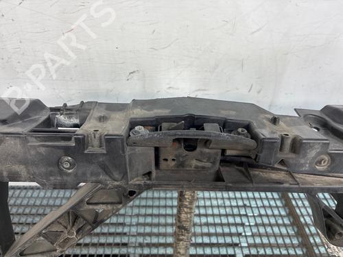 Used Front slam panel Front slam panel RENAULT MEGANE III Grandtour (KZ0/1) 1.5 dCi (KZ09, KZ0D, KZ1G, KZ29, KZ14, KZ1W, KZ10, KZ1F,... (110 hp) 39902173 39902173